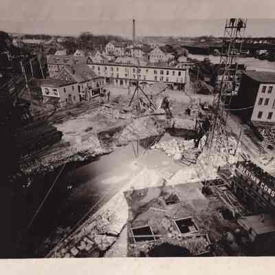 Saco-Lowell Shops, "New Shop" construction
