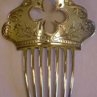 Comb
