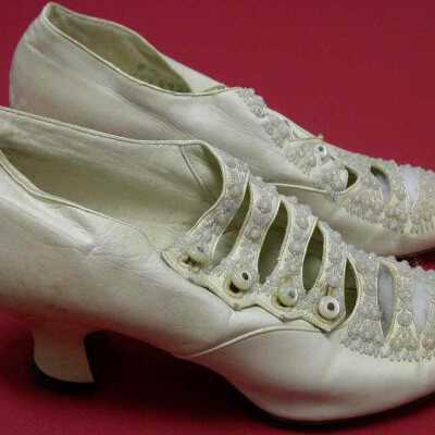 Shoe