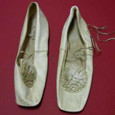 Shoe