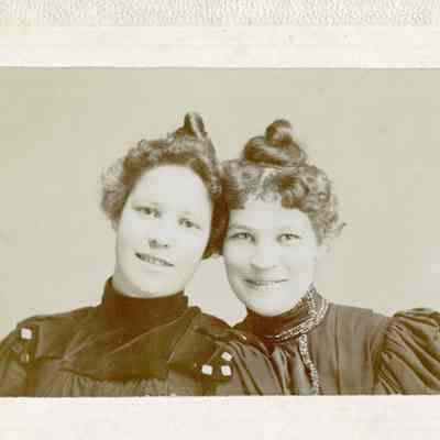 Jessie (Talbert) Ryckman and Dora (Talbert) Herrington