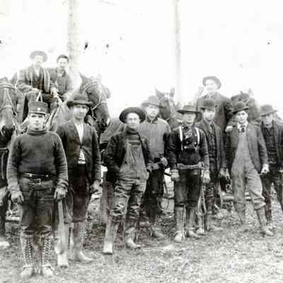 Electric Repair Line Crew Near Needy Oregon - 1908