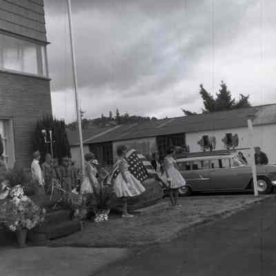 West Linn 1962 - Dedication of Marker for Willamette Meteorite Replica