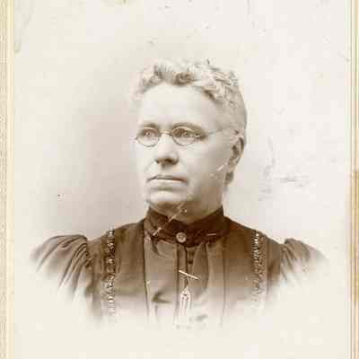 Chapman, Grandma