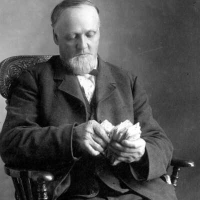 Clark Greenman. Owner of Oregon City Dray Wagon.