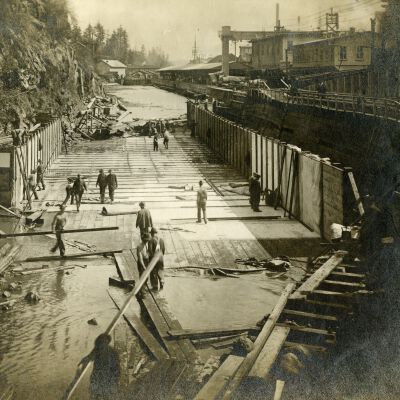 Willamette Falls Locks - Restoration - 1901