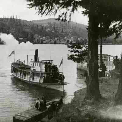 Steamboat "Republic" 1900 - Spokane Avenue Landing - Portland, Oregon