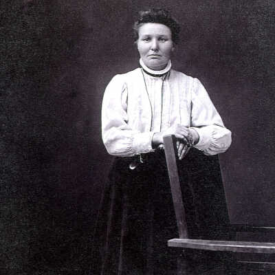 Zinser, Augusta - Portrait