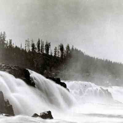 Willamette Falls 1896 - Oregon City