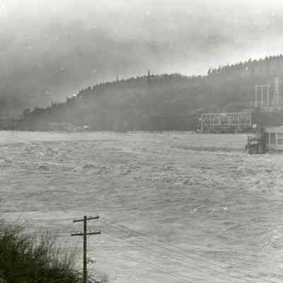 1964 Flood - Willamette Falls and West Linn Mills