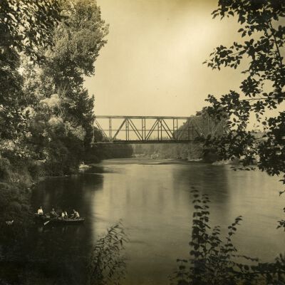 Clackamas River Oregon - Railroad Bridge