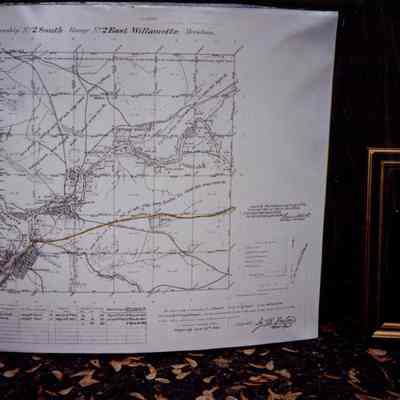Photos of Historical Photos, Documents and Art at Oregon City Historical Trails Celebration 1989
