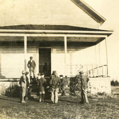 Hoodview School Students - 1920 - Tooze Road - Near Wilsonville Oregon