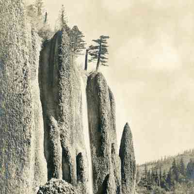 Cape Horn, Columbia River Gorge, Oregon 1901