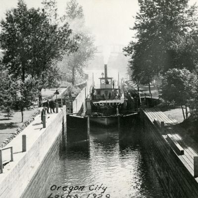 Willamette Falls Locks - 1929 - with Steamboat "Stranger"