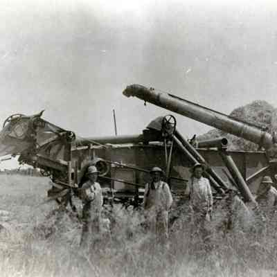 Burns Family Collection - Thrashing Equipment