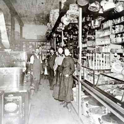 Bellomy and Busch Interior 1899 - 802 Main Street