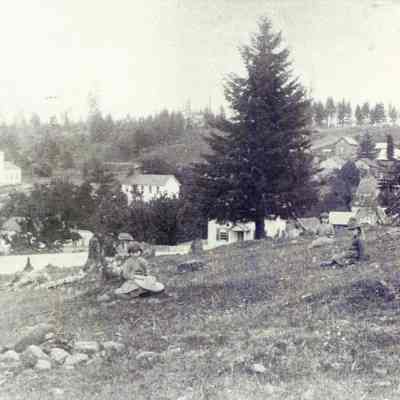 Oregon City View From Hillside - Four Girls