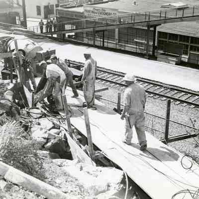 Oregon City Elevator Construction 1954