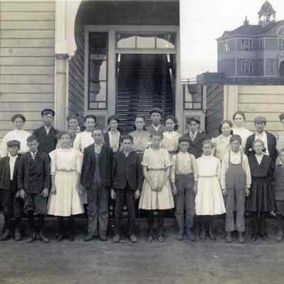 Willamette School Students - Upper Grades