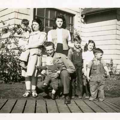 Hoss, Laura and Ross, Bob with unidentified children