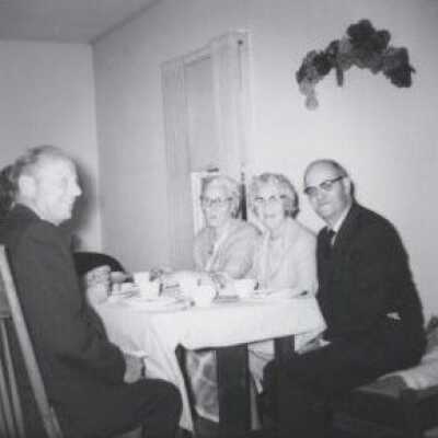 Oregon City High School Class of 1922 Reunion