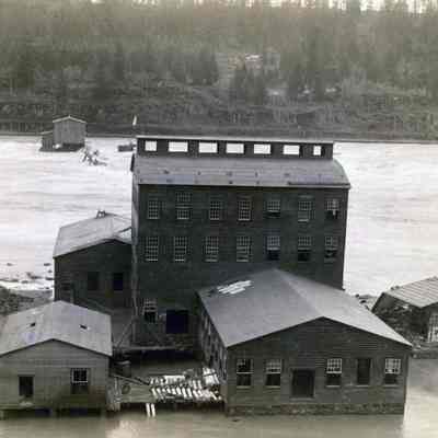 1890 Flood - Crown Zellerbach Paper Mill Aftermath - West Linn