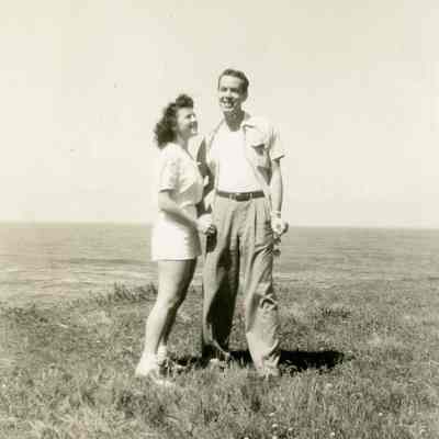 Hoss, Laura and Unidentified man