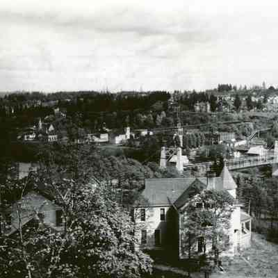 Moffatt Residence in West Linn.