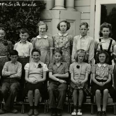 Eastham School Students 1941 - 6th Grade - Oregon City
