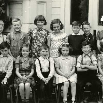 Eastham School Students 1939 - 2nd Grade - Oregon City