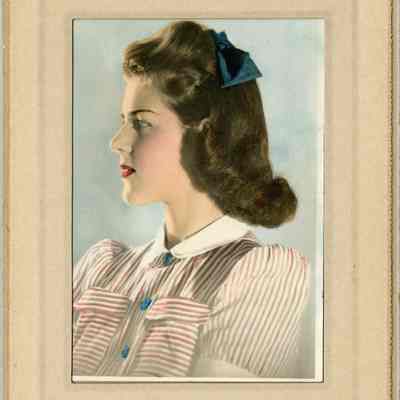Hoss, Laura May