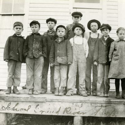 Grand River School Students - No Date - Oregon