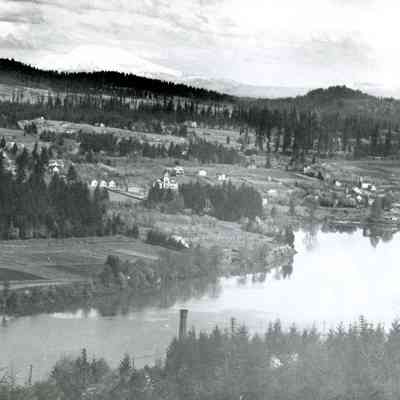 Milwaukie 1900 - from Elk Rock