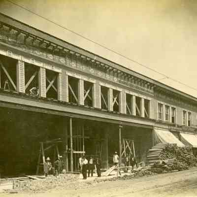 Oregon City - Beaver Building Under Construction