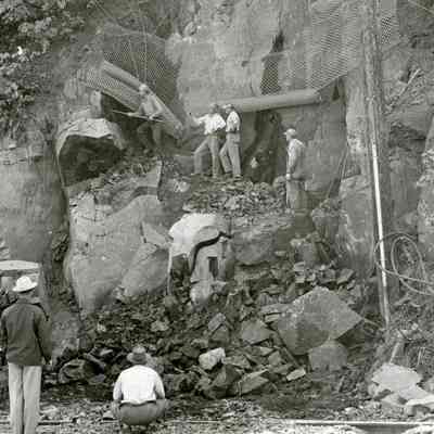 Oregon City Elevator Construction 1954