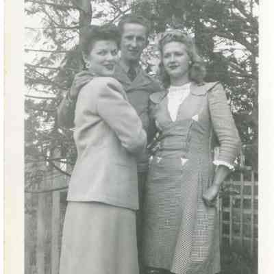 Hoss, Laura; Ross, Bob and unidentified woman