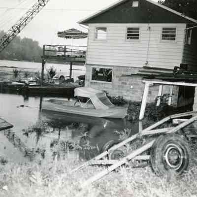 1964 Flood - Willamette River at Milwaukie
