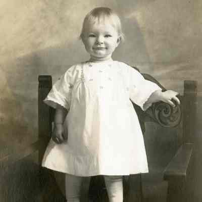 Eggimann Family Photo Collection - 1 year old Infant Standing in a Chair - Delafae