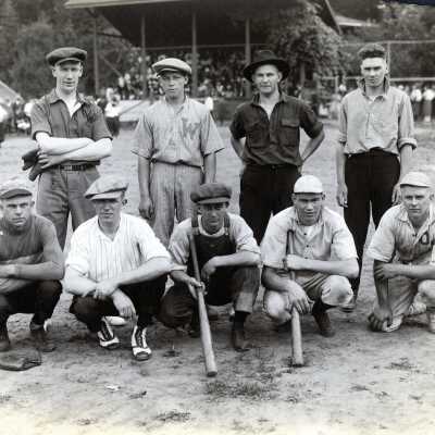 Woolen Mills baseball team