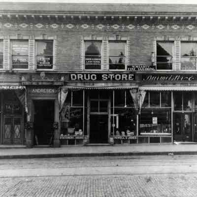 Oregon City 1908 - Andresen Building - 623 Main Street