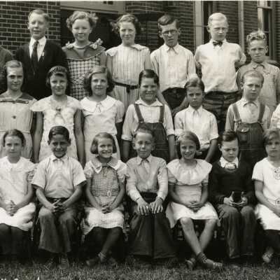 Mt. Pleasant School Students 1936 - 4th and 5th Grades