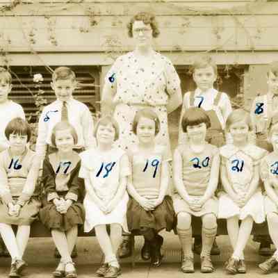 Barclay School Students 1932 - 2nd Grade - Oregon City