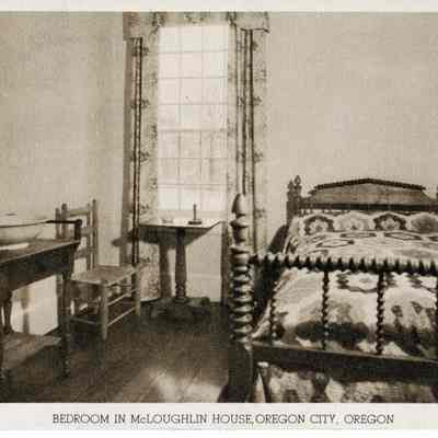 Oregon City - McLoughlin House Interior - Bedroom
