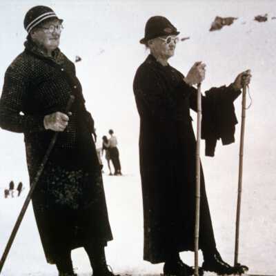 Women Cross Country Skiers, Mt. Hood 1920