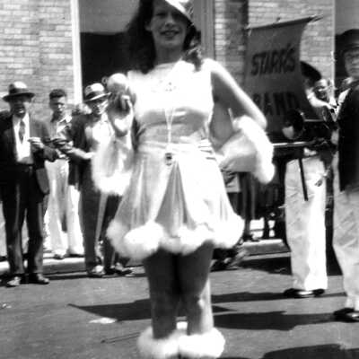 Territorial Days Parade 1948 - Oregon City - Drum Majorette of Seaside Girls Band