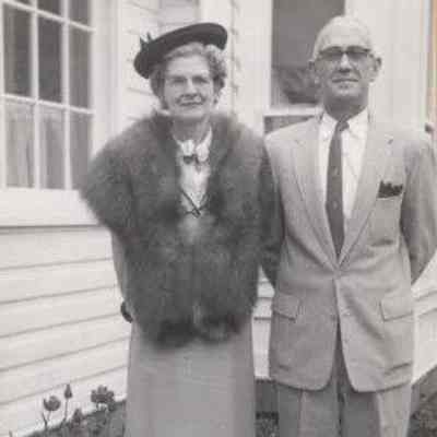 MacDonald, Dr. and Mrs. Arthur