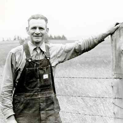 Clarkes, Oregon 1944 - Ben Elmer, Pioneer in Grassland Farming
