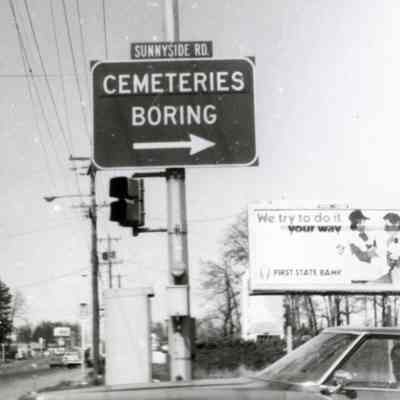 Sunnyside Road Sign Near 82nd 1980 - Cemeteries Boring