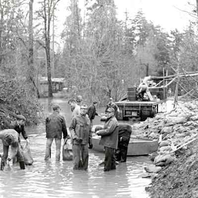 1964 Flood - Pumping Water Away from Neighborhood
